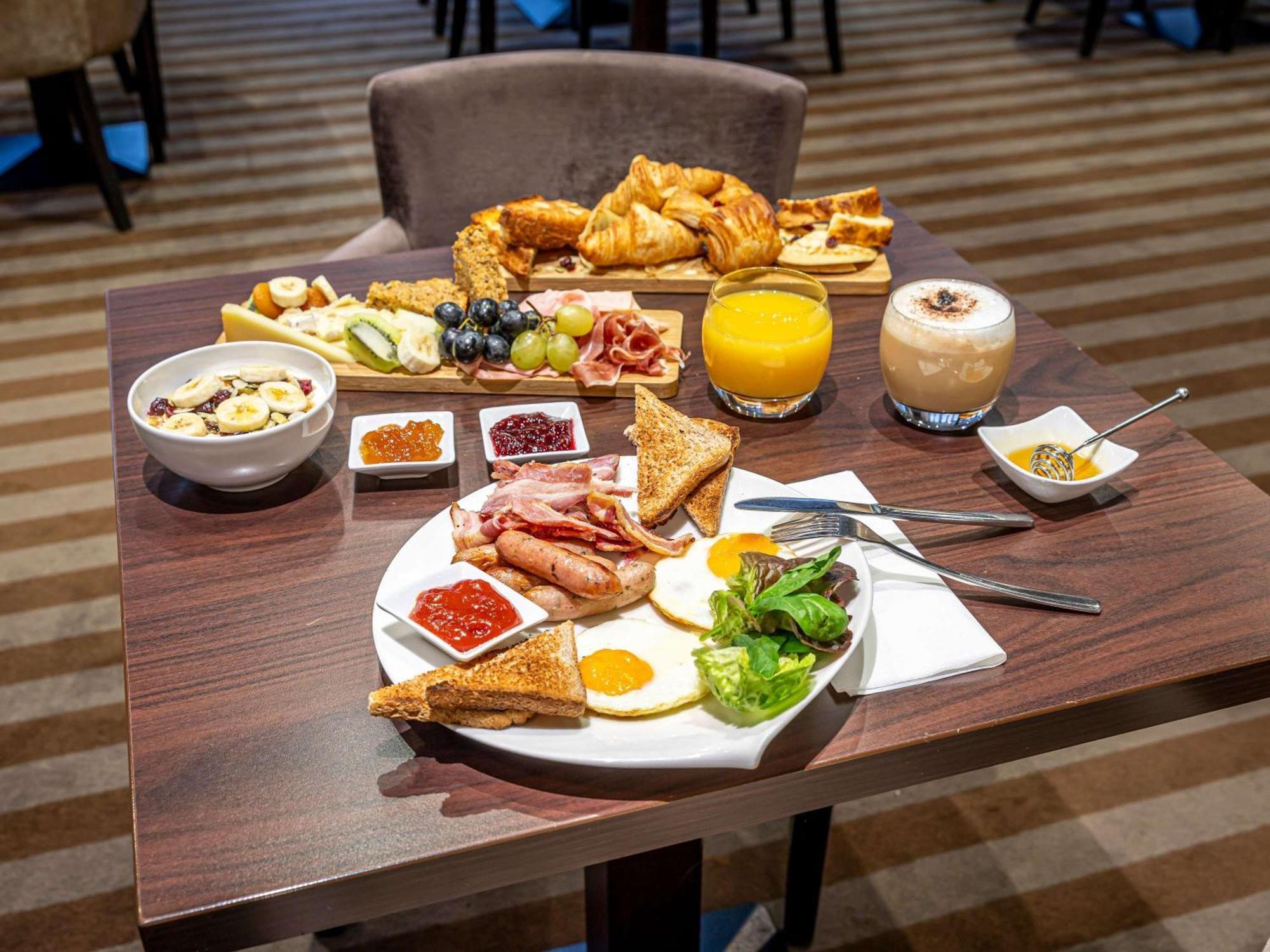 Mercure Paris Saint Cloud Hippodrome Εξωτερικό φωτογραφία